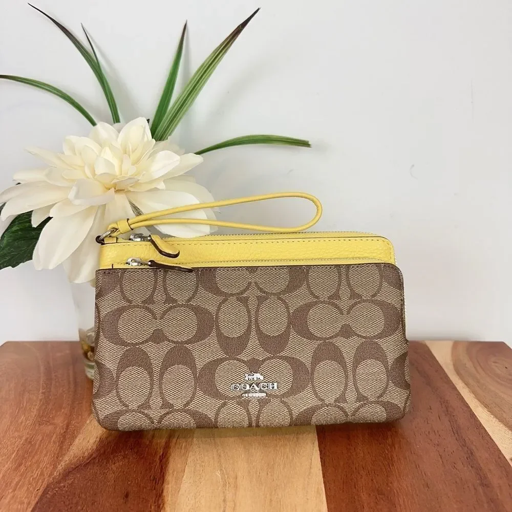 NWT Coach Double Zip Wallet In Signature Canvas